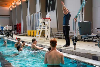 Students at a swim class at ϲ, a military college in Virginia